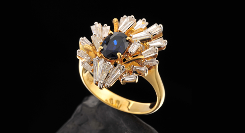 18K Yellow Gold with Sapphire and Diamond Ring