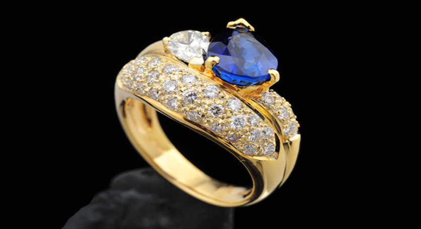 18K Yellow Gold with Sapphire and Diamond Ring