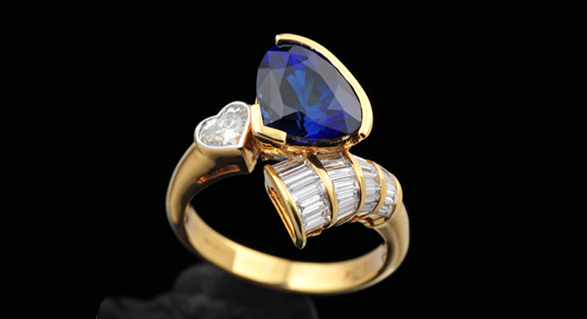 18K Yellow Gold with Sapphire and Diamond Ring