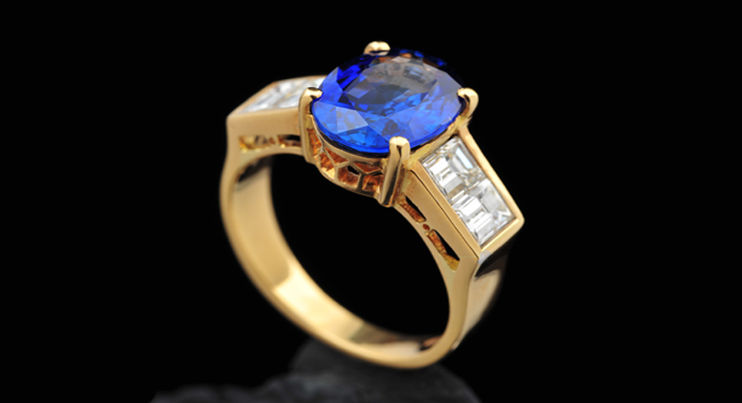 18K Yellow Gold with Sapphire and Diamond Ring