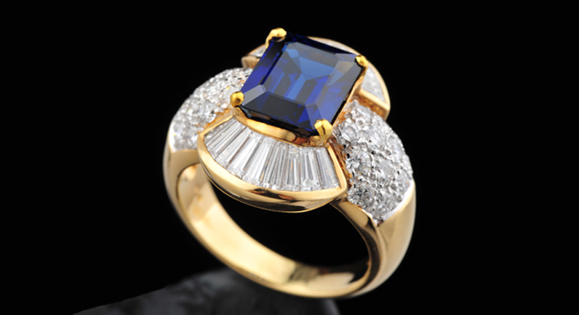18K Yellow Gold with Sapphire and Diamond Ring