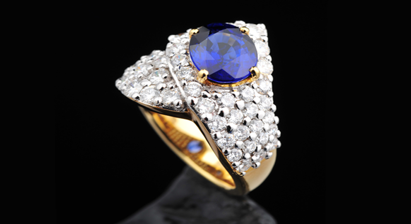 18K Yellow Gold with Sapphire and Diamond Ring