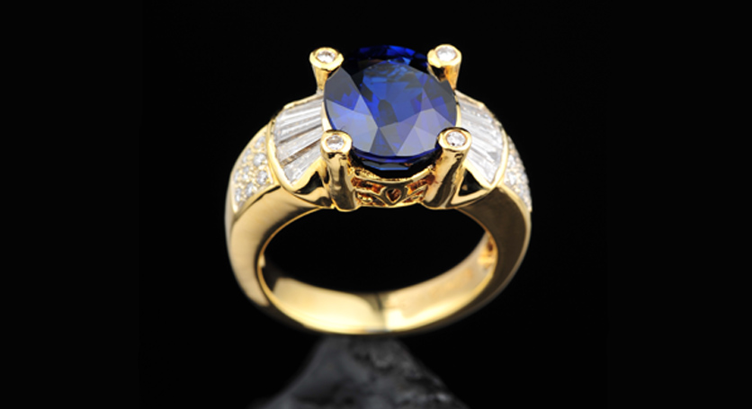 18K Yellow Gold with Sapphire and Diamond Ring