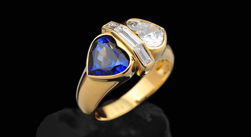 18K Yellow Gold with Sapphire and Diamond Ring