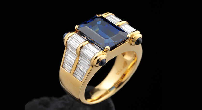18K Yellow Gold with Sapphire and Diamond Ring