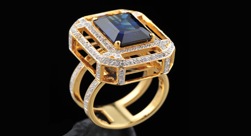 18K Yellow Gold with Sapphire and Diamond Ring