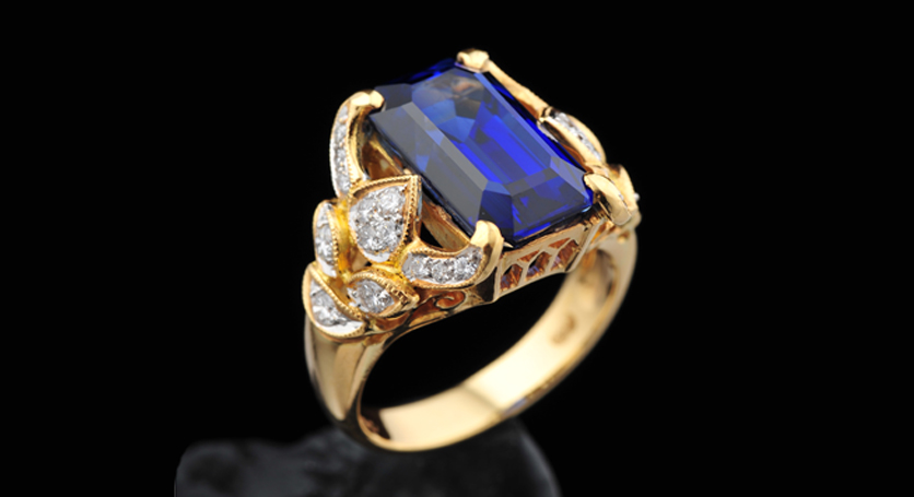 18K Yellow Gold with Sapphire and Diamond Ring