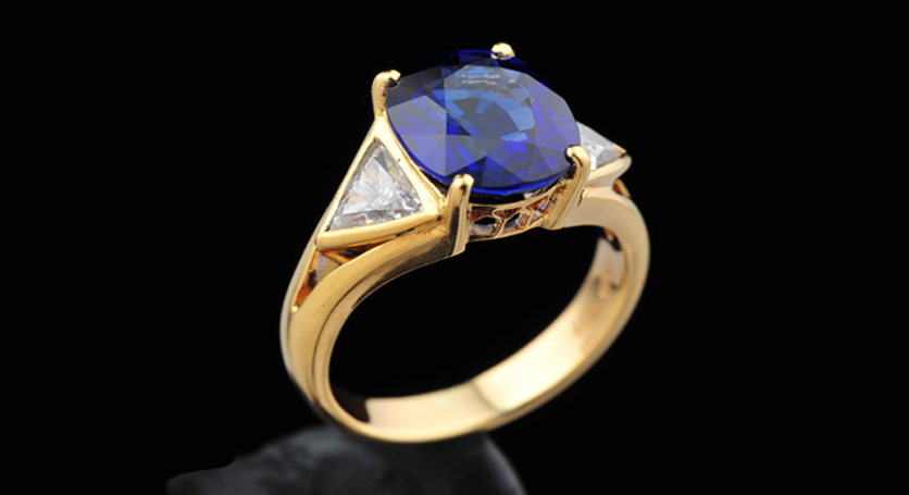 18K Yellow Gold with Sapphire and Diamond Ring