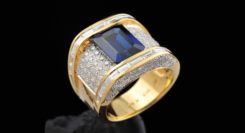 18K Yellow Gold with Sapphire and Diamond Ring