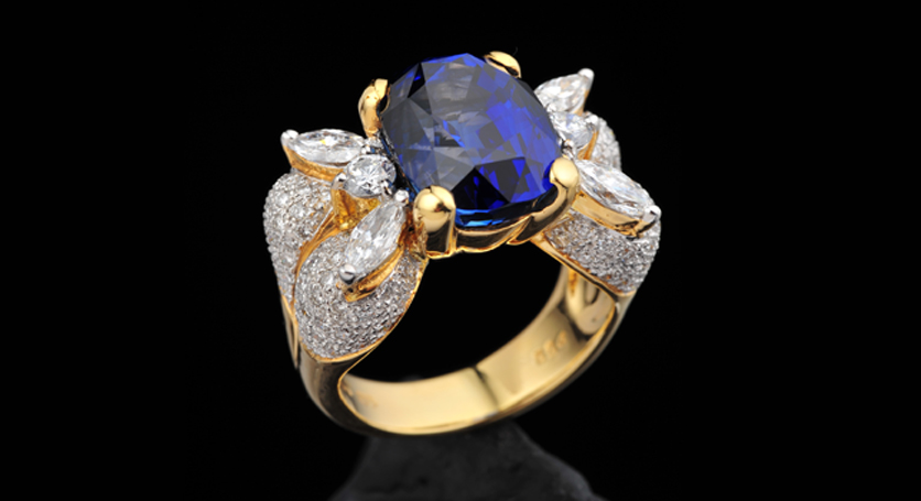 18K Yellow Gold with Sapphire and Diamond Ring