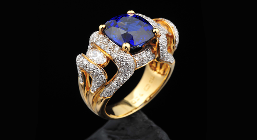18K Yellow Gold with Sapphire and Diamond Ring