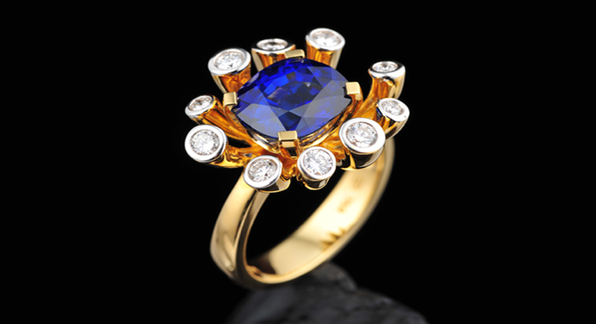 18K Yellow Gold with Sapphire and Diamond Ring