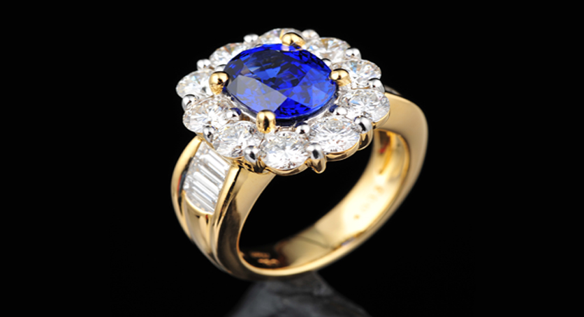18K Yellow Gold with Sapphire and Diamond Ring