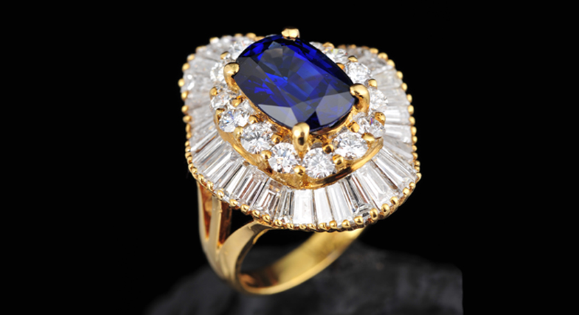 18K Yellow Gold with Sapphire and Diamond Ring