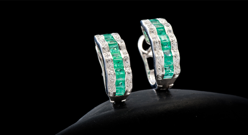 Silver with Emerald and Zirconia Earring