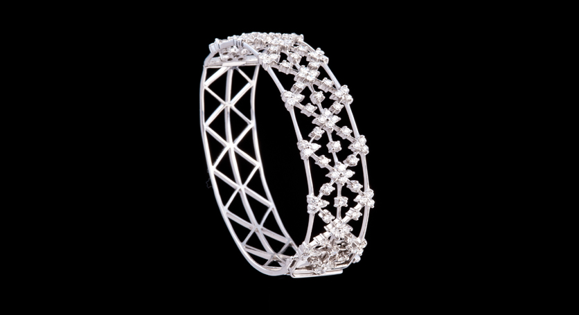 18K White Gold with Diamond Bangle