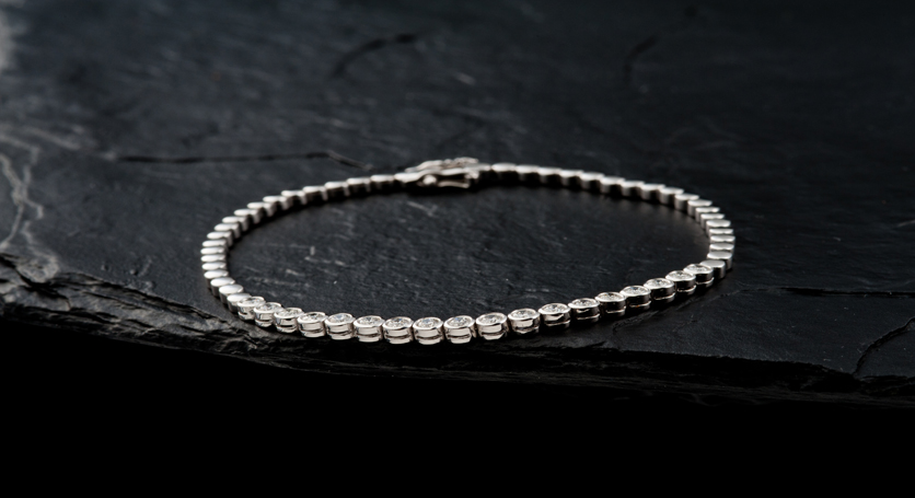 18K White Gold with Diamond Bracelet
