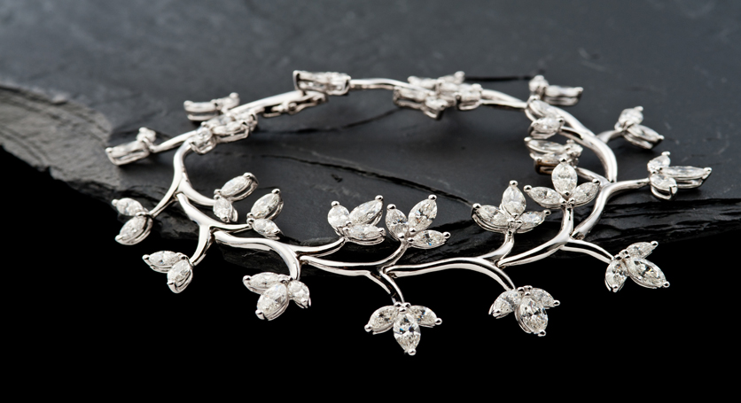 18K White Gold with Diamond Bracelet