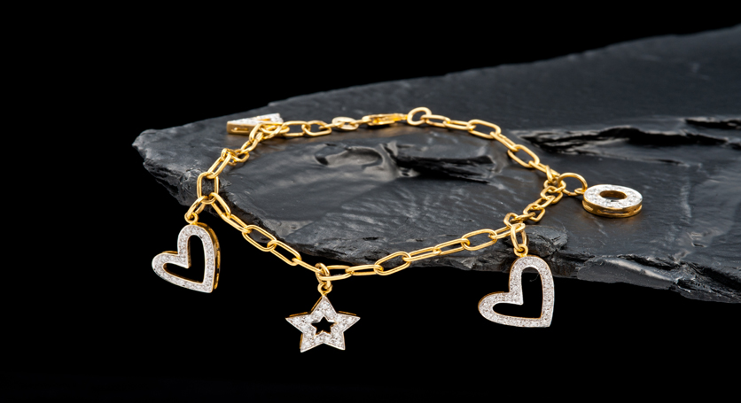 18K Yellow Gold with Diamond Bracelet