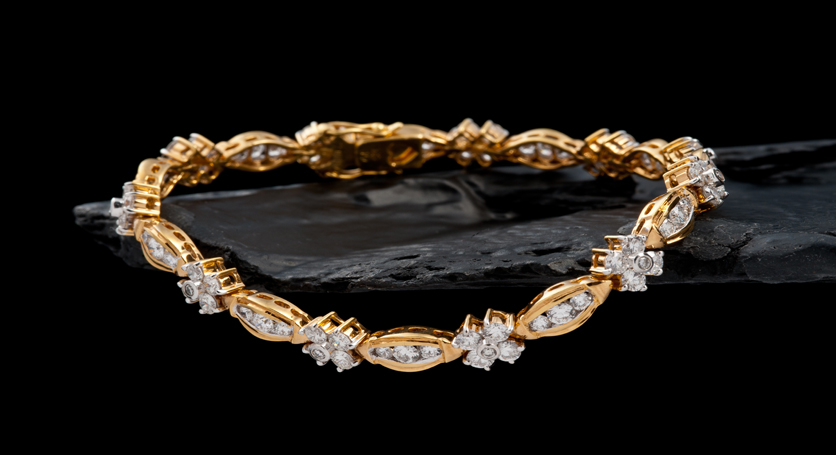 18K Yellow Gold with Diamond Bracelet