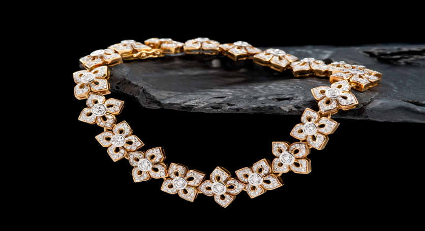 18K Yellow Gold with Diamond Bracelet