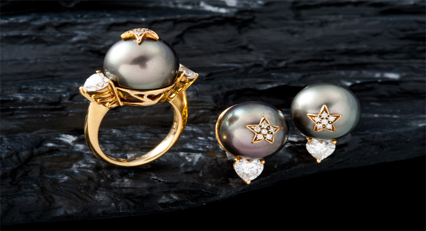 18K Yellow Gold with Southsea Pearl and Diamond Ring and Earring