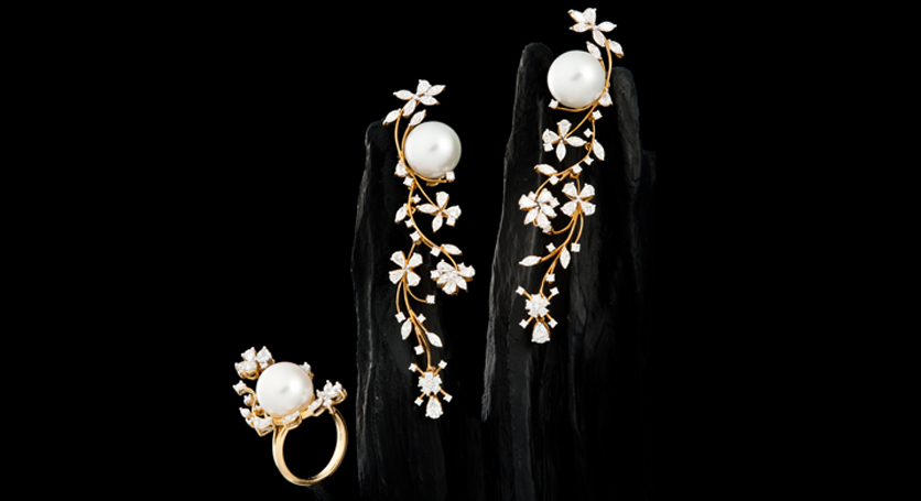 18K Yellow Gold with Southsea Pearl and Diamond Ring and Earring