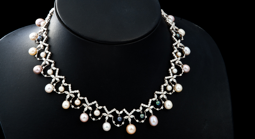 18K White Gold with Fresh Water Pearl and Diamond Necklace