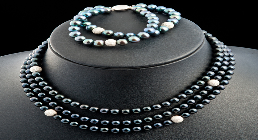 Fresh Water Pearl Bracelet + Cultured Pearl Necklace
