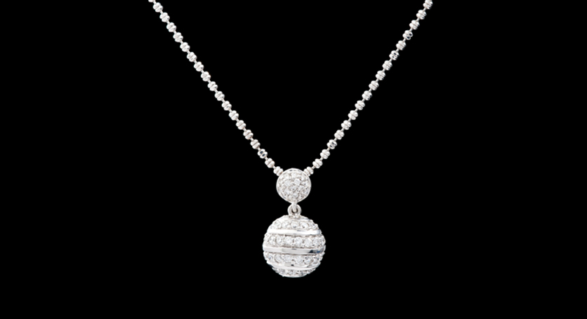 18K White Gold with Diamond Pendant