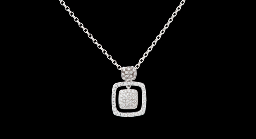 18K White Gold with Diamond Pendant