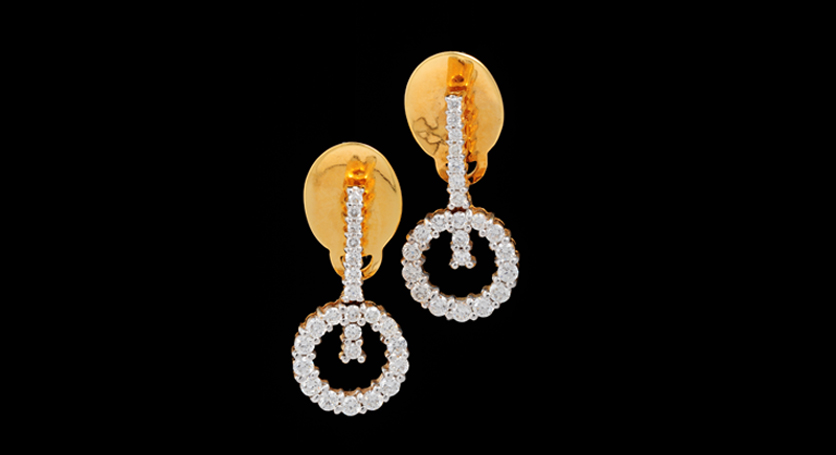 18K Yellow Gold with Diamond Earring