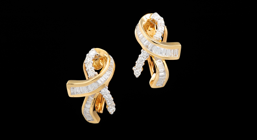 18K Yellow Gold with Diamond Earring