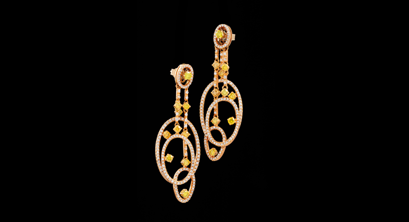 18K Yellow Gold with Diamond Earring