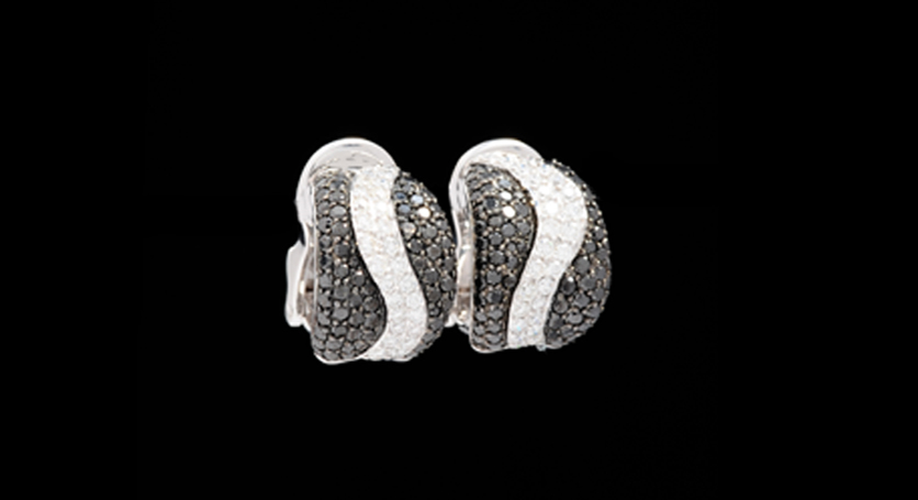 18K White Gold with Diamond Earring