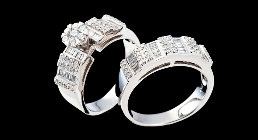 18K White Gold with Diamond Rings