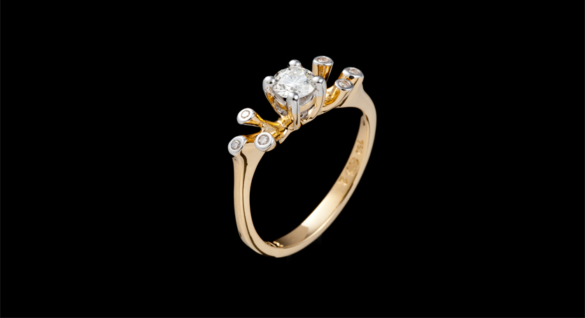 18K Yellow Gold with Diamond Ring