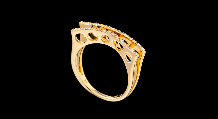 18K Yellow Gold with Diamond Ring