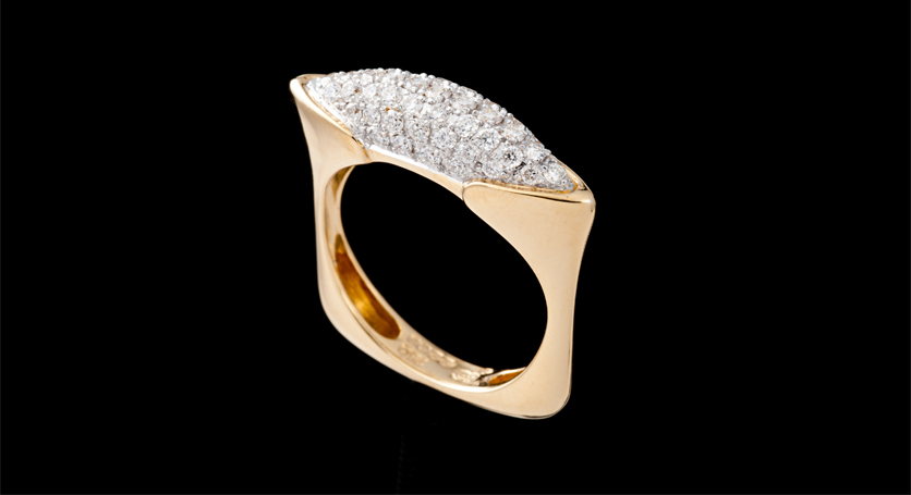 18K Yellow Gold with Diamond Ring