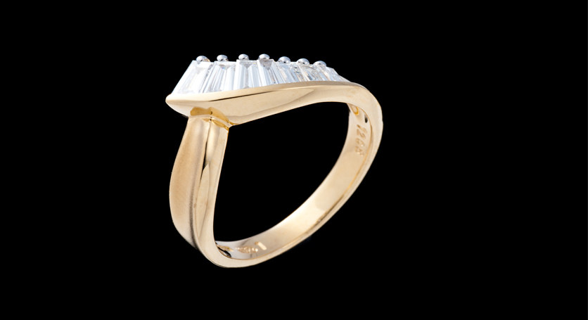 18K Yellow Gold with Diamond Ring