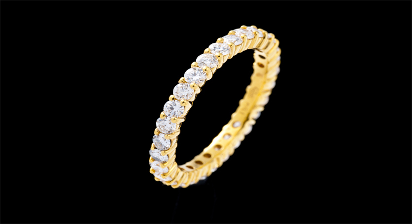 18K Yellow Gold with Diamond Ring