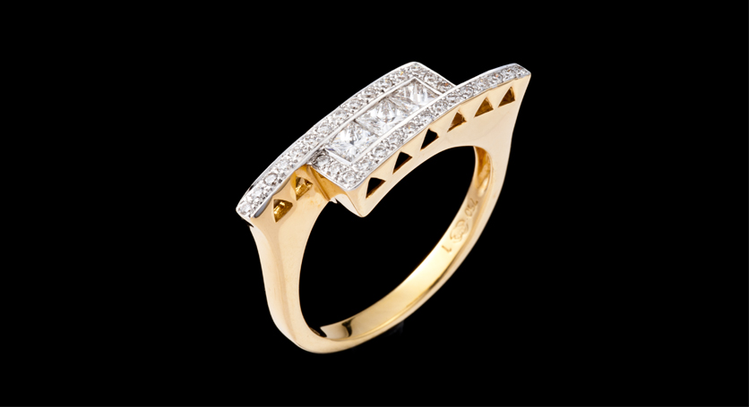 18K Yellow Gold with Diamond Ring