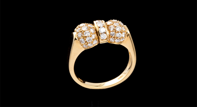 18K Yellow Gold with Diamond Ring