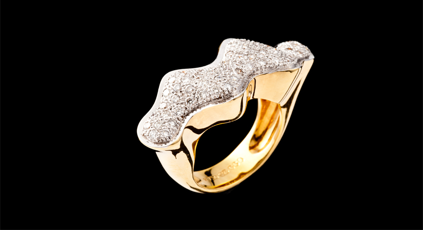 18K Yellow Gold with Diamond Ring