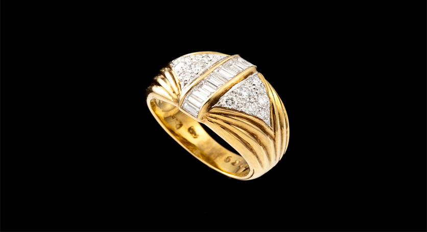 18K Yellow Gold with Diamond Ring