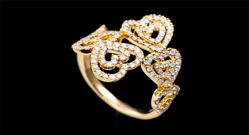 18K Yellow Gold with Diamond Ring