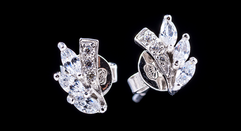 Silver with Zirconia Earring